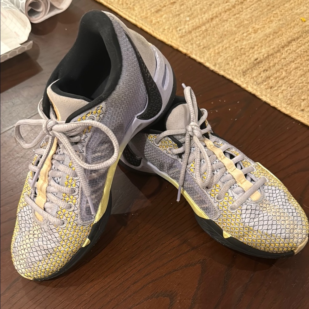 Nike Sabrina Basketball Sneakers